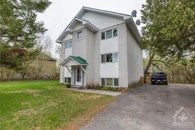 146 RIVINGTON Street, Carp - Huntley Ward, ON K0A 1L0