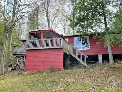 222 LAKELAND Lane, Lanark Highlands, ON K0A 1P0