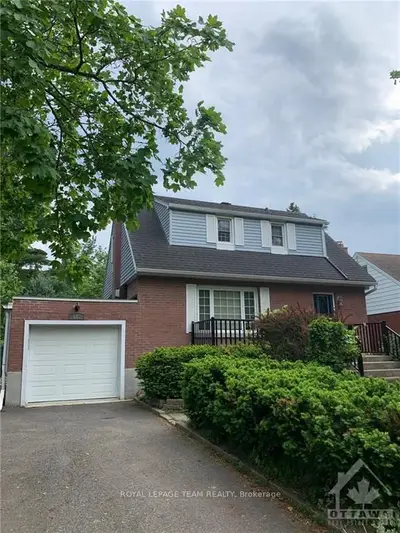 512 Neighbourhood Way, Alta Vista And Area, On K1g 0j2