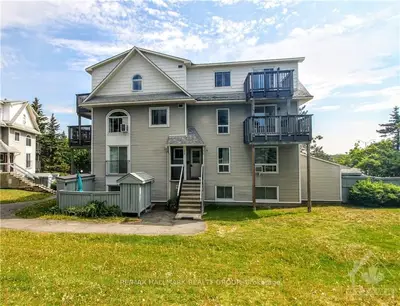 916 TANGUAY Court, Kanata, ON K2L 3X5