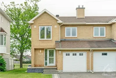 2059 BOAKE Street, Orleans - Cumberland and Area, ON K4A 3J8