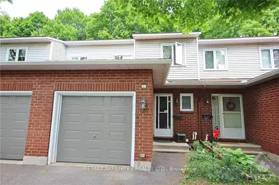3041 COUNCILLOR'S Way, Blossom Park - Airport and Area, ON K1T 2T3