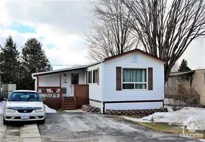 11 Oakwood Street, Beckwith, On K7c 3p1