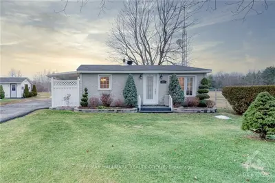 1025 COUNTRY RD 2 Road, Alfred and Plantagenet, ON K0B 1C0