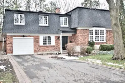 1942 Oakdean Crescent, Beacon Hill North - South And Area, On K1j 6h3