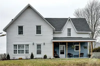 594 MAIN Street W, North Dundas, ON K0C 2K0