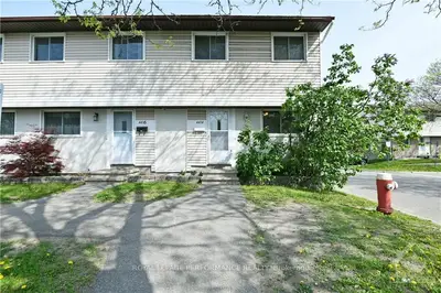 4414 ELAINE Drive, Cyrville - Carson Grove - Pineview, ON K1J 8R9