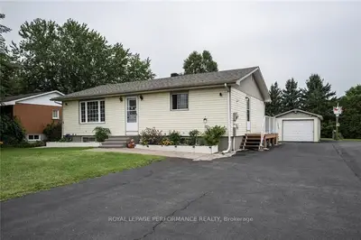 5652 HWY 138, South Stormont, ON K6K 1S5