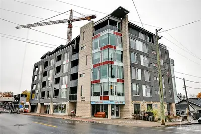 1433 WELLINGTON Street W 302, Tunneys Pasture and Ottawa West, ON K1Y 2X4