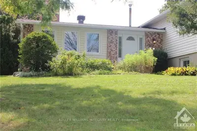 2222 ERINBROOK Crescent, Elmvale Acres and Area, ON K1B 4J8