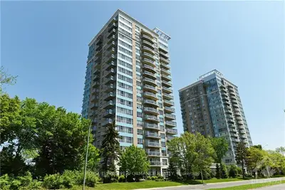 70 LANDRY Street 206, Vanier and Kingsview Park, ON K1L 0A8
