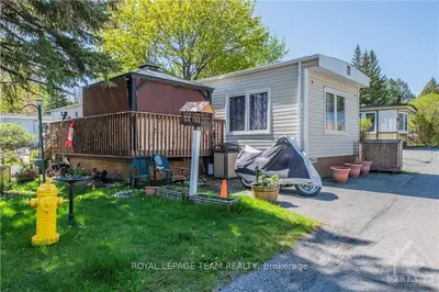 14 ROWAN Road, Stittsville - Munster - Richmond, ON K2S 1B7