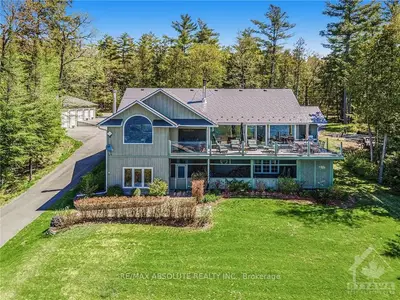 229 Timber Lane, Carp - Dunrobin - Huntley - Fitzroy and Area, ON K0A 1X0