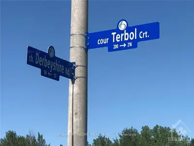 201 Terbol Court 16, Kanata, On K2w 0e7