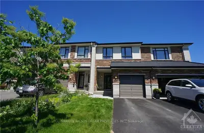 502 EARNSCLIFFE Grove, Blossom Park - Airport and Area, ON K4M 0C9