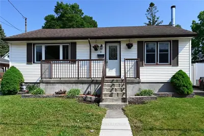 61 SCHOFIELD Avenue, Brockville, ON K6V 4M7