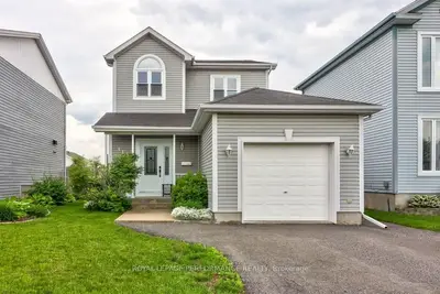 812 PILON Street, Hawkesbury, ON K6A 3P8