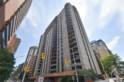 470 LAURIER Avenue 706, Ottawa Centre, ON K1R 7W9