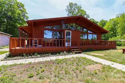 3352 CALABOGIE Road, Greater Madawaska, ON K0J 1G0