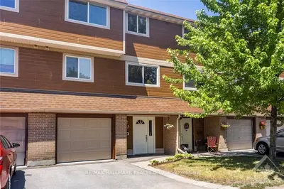 4617 CARRINGTON Place, Cyrville - Carson Grove - Pineview, ON K1B 4R1