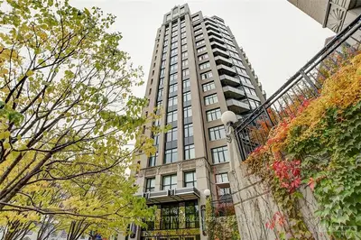 235 Kent Street 1015, Ottawa Centre, On K2p 0a5