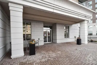 70 Landry Street 205, Vanier and Kingsview Park, ON K1L 0A8