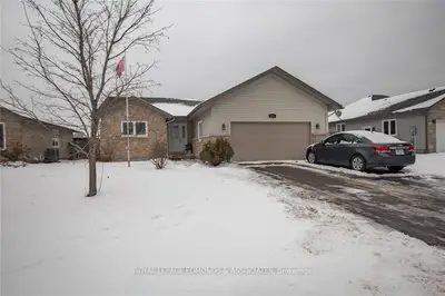518 TURNING STONE Crescent, Petawawa, ON K8H 0A6