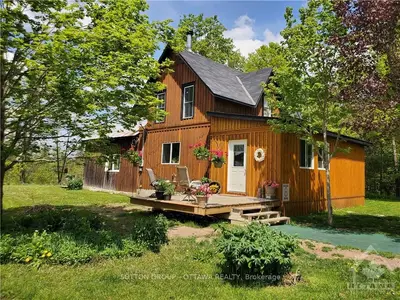 5972 COUNTY RD 12 Road, Lanark Highlands, ON K0G 1M0