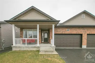 49 Nixon Farm Drive, Stittsville - Munster - Richmond, On K0a 2z0