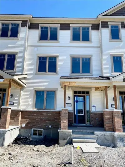 1688 Maple Grove Road, Stittsville - Munster - Richmond, ON K2S 2R3