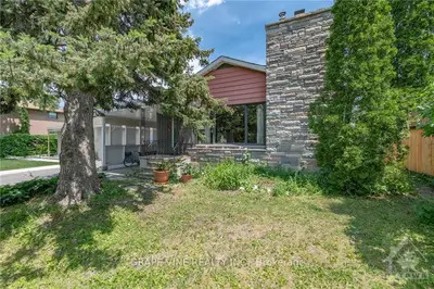 715 FRASER Avenue, Carlingwood - Westboro and Area, ON K2A 2S1