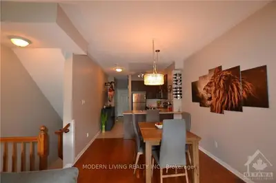 1098 GEORGETON, Manor Park - Cardinal Glen and Area, ON K1K 2W7