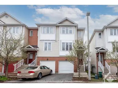 142 WHARHOL, Bells Corners and South to Fallowfield, ON K2H 1G5