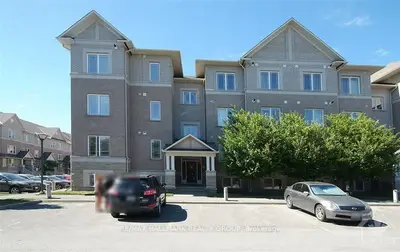 224 PASEO 7, South of Baseline to Knoxdale, ON K2G 4N7