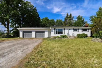 4903 CARP Road, Carp - Dunrobin - Huntley - Fitzroy and Area, ON K0A 1L0