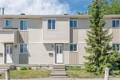 431 WOODFIELD Drive D, Tanglewood - Grenfell Glen - Pineglen, ON K2G 4B8