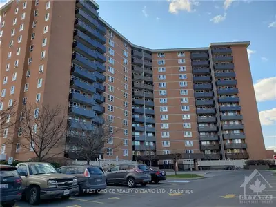 2000 JASMINE Crescent 1112, Beacon Hill North - South and Area, ON K1J 8K4