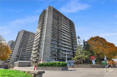 158A MCARTHUR Avenue 1207, Vanier and Kingsview Park, ON K1L 8E7