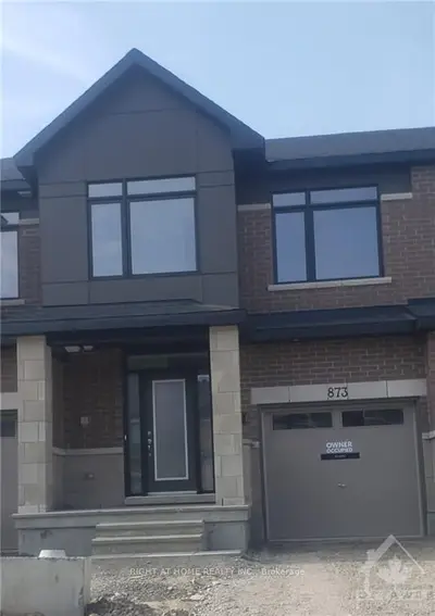 873 SOLARIUM Avenue, Blossom Park - Airport and Area, ON K4M 0K9