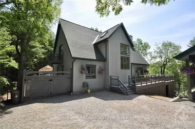 64 JENNYS Lane, Rideau Lakes, ON K0G 1E0