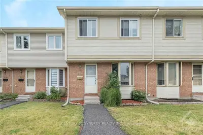994 COOKSHIRE Crescent, Orleans - Cumberland and Area, ON K4A 3K3