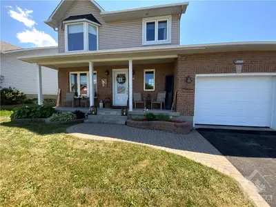 3303 DESCOTES Circle, Clarence-Rockland, ON K4K 1N5