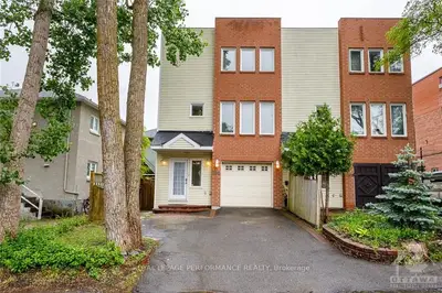 1390 ROSENTHAL Avenue, Carlington - Central Park, ON K2C 0N7