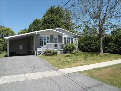 81 ST LAWRENCE Street, South Stormont, ON K0C 1M0