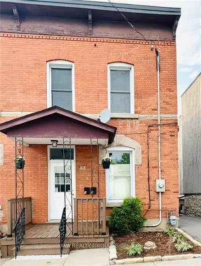 85 Anderson Street, West Centre Town, ON K1R 6T6