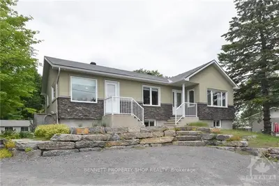 3031 NAVAN Road, Orleans - Convent Glen and Area, ON K1W 1E9