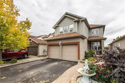 1984 SCULLY Way, Orleans - Cumberland and Area, ON K4A 4H2