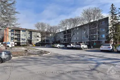 6532 BILBERRY Drive 212, Orleans - Convent Glen and Area, ON K1C 4N9