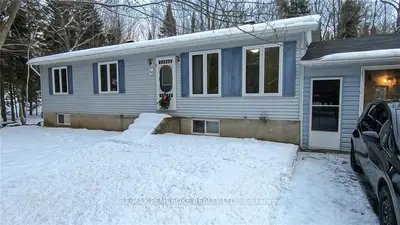 10 CHEMAINUS Street, Laurentian Hills, ON K0J 1J0