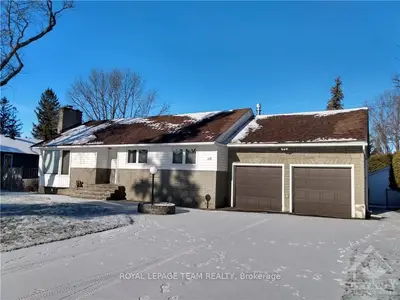 115 Lotta Avenue, Meadowlands - Crestview and Area, ON K2G 2B8